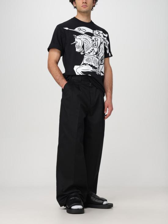 25FW 버버리 EKD 로고 프린트 코튼 숏슬리브 티셔츠 8095058 Black - BURBERRY