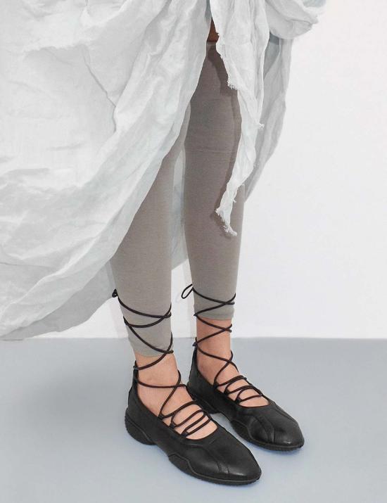  미스타 플랫 슈즈 Miista Averie 발레리나 블랙