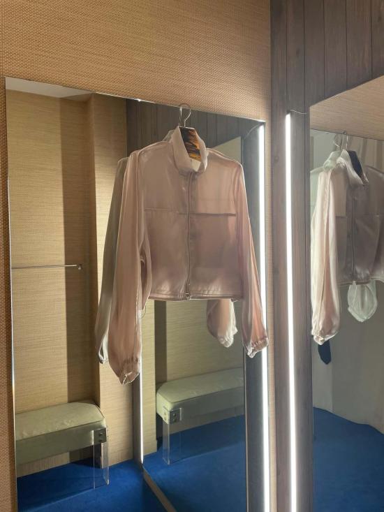  더 엔케이씨 스토어 봄버 자켓 Nkc 쉬머 봄버 재킷 샌드