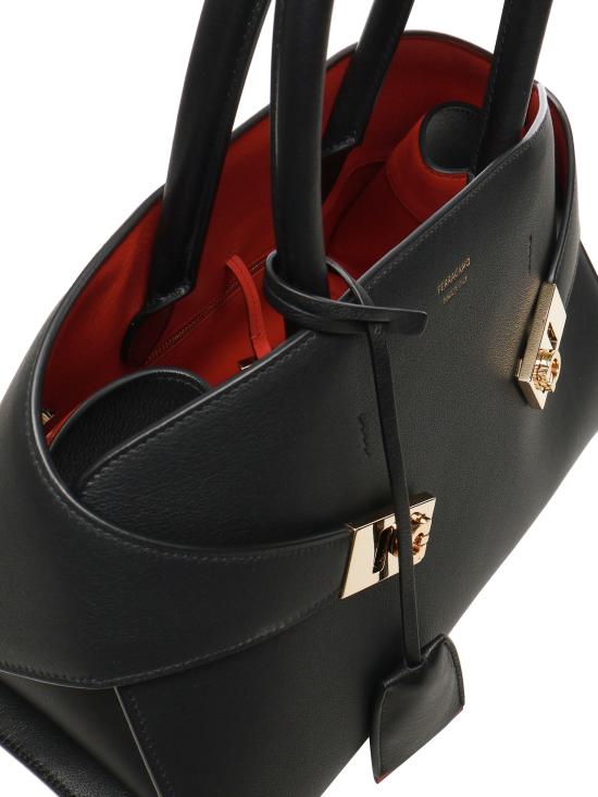 25FW 살바토레 페라가모 토트백 215608 767814008 Black - SALVATORE FERRAGAMO