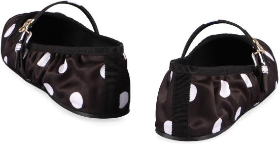 24FW 돌체앤가바나 플랫 슈즈 CB0222AV885 HNXVW Black - DOLCE & GABBANA