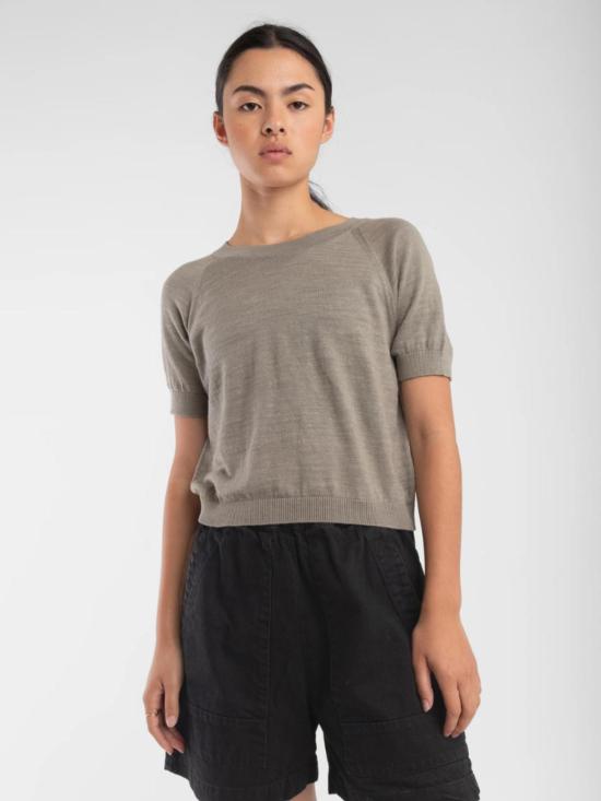  미셀라 그렉 반팔 티셔츠 미카엘라 그렉 포그 그린 라글런 티셔츠 - MICAELA GREG