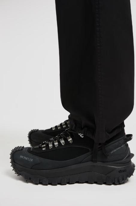 25SS 몽클레어 스트레이트 팬츠 K10912A00001598C9999 Black - MONCLER