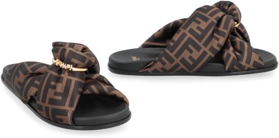  펜디 샌들 8X8645AE7S F0R7V BROWN - FENDI