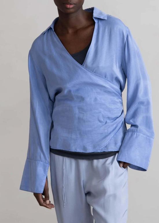  휴머노이드 블라우스 리