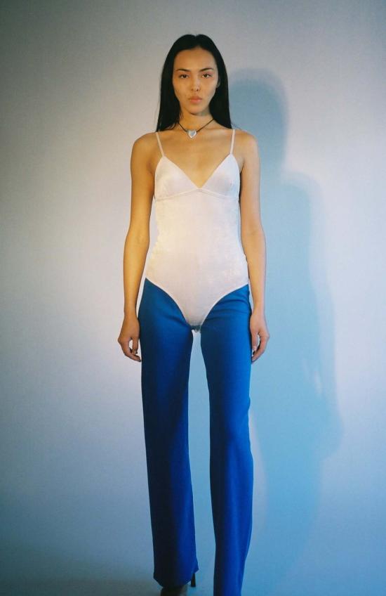  베이스레인지 바디수트 티셔츠 웨이브 미시시피 바디수트 웨이브 그레이/실버