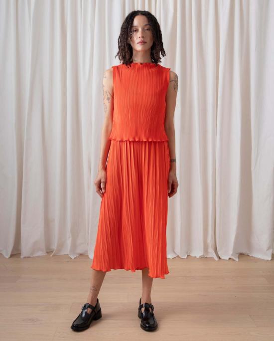  알리 골든 민소매 티셔츠 하이넥 플리츠 탱크 포피 - ALI GOLDEN