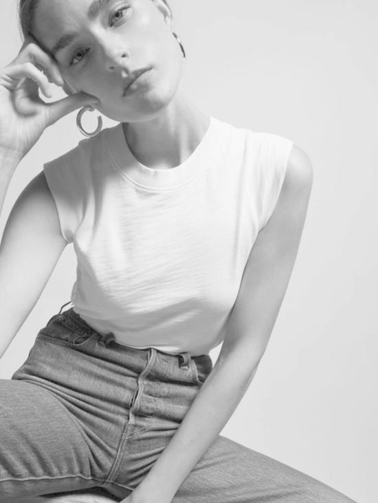  네이션 리미티드 민소매 티셔츠 패티 머슬 탱크 화이트 - NATION LTD