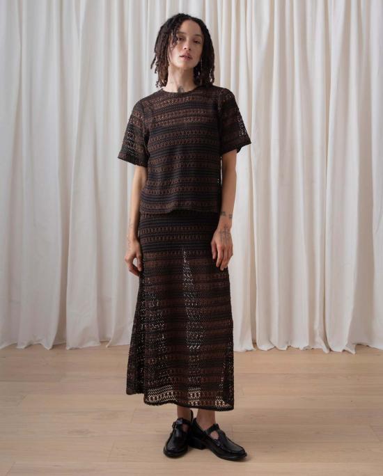  알리 골든 반팔 티셔츠 워븐 티셔츠 브라운/블랙 크로셰 - ALI GOLDEN