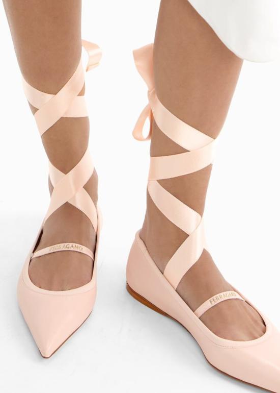 25SS 살바토레 페라가모 앵클 리본 발레 플랫 슈즈 01K219782675 VANILEBALLET - SALVATORE FERRAGAMO