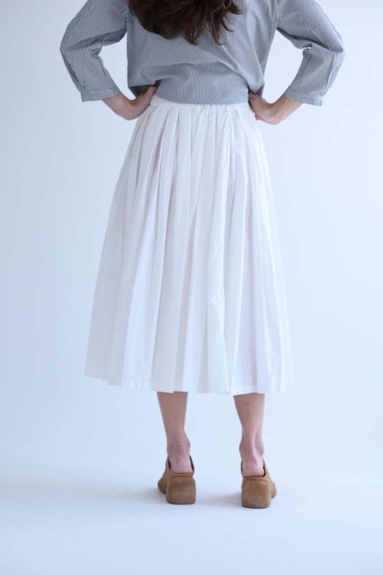  아푼토비 롱 스커트 A 푼토 B 플리츠 - A PUNTO B