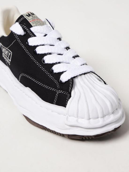 26SS 메종 미하라 야스히로 블레이키 OG 솔 캔버스 로우탑 스니커즈 A08FW735 Black - MAISON MIHARA YASUHIRO