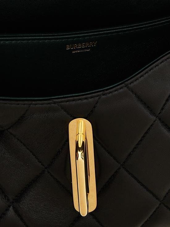  버버리 퀼티드 락킹 호스 백 8104628 - BURBERRY