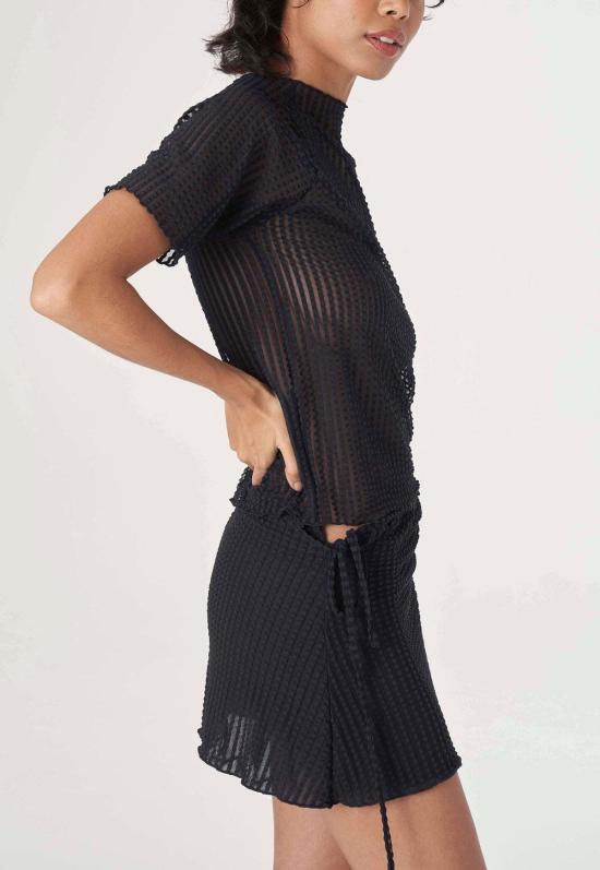  파이드 미 나우 블라우스 지금 만나보세요 애디슨 시어서커 래글런 모크넥 탑 - FIND ME NOW