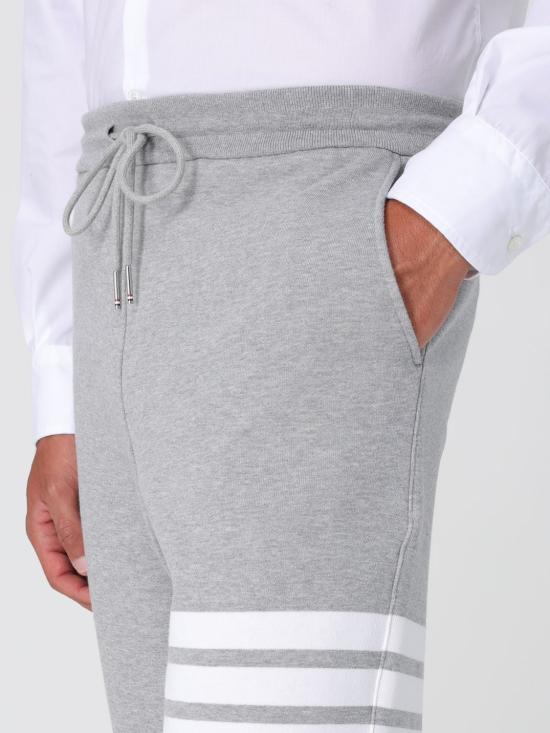 25FW 톰브라운 클래식 루프백 엔지니어드 4바 스웨트팬츠  MJQ008H00535 068 Grey - THOM BROWNE