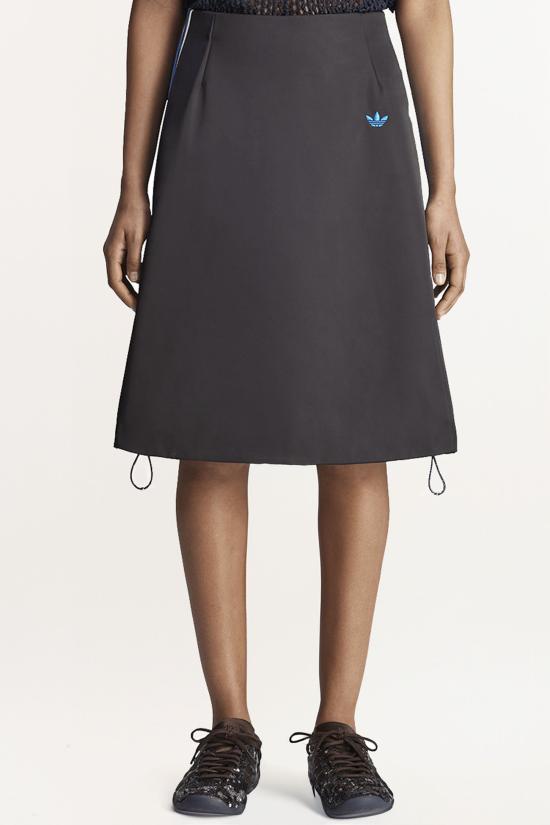 25SS 아디다스 X 웨일즈 보너 스커트 JW6244 BLACK Black