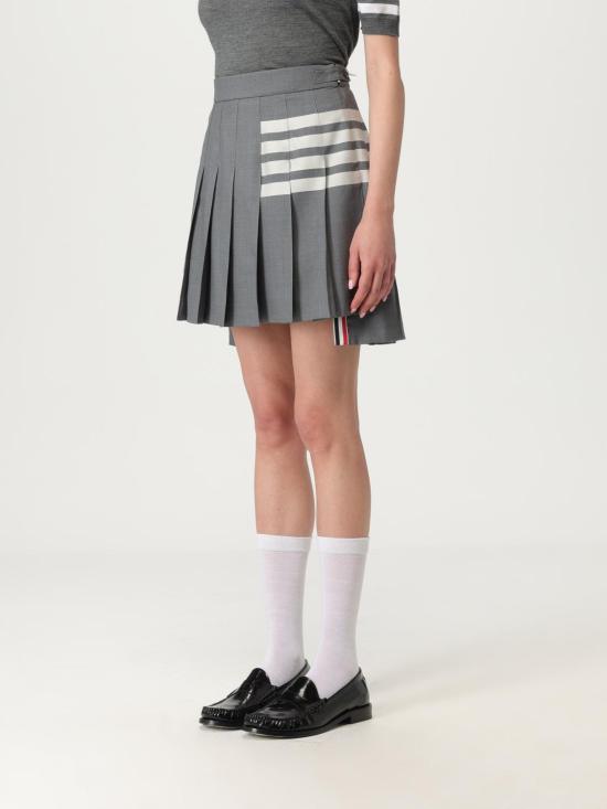 25FW 톰브라운 숏 스커트 FGC402V06146 035 Grey - THOM BROWNE