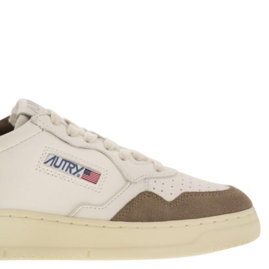 25FW 오트리 메달리스트 로우 스니커즈 AULM WHITE BROWN - AUTRY