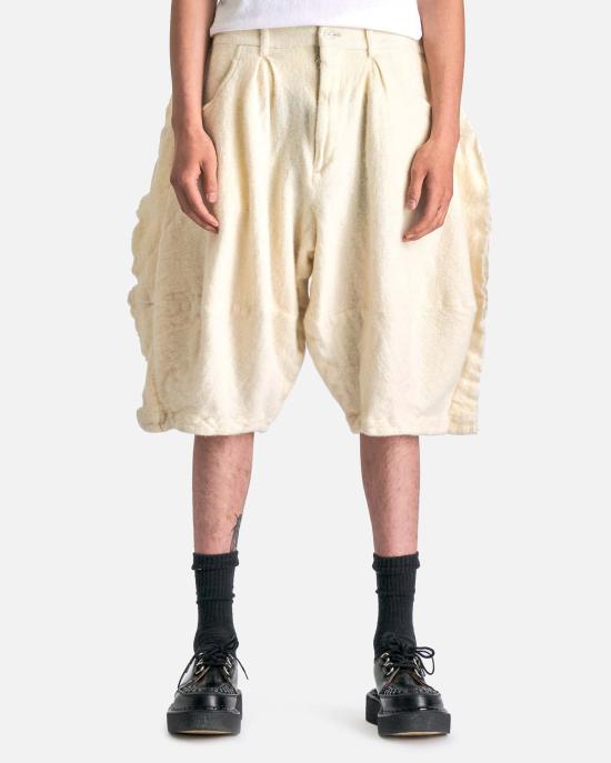  꼼데가르송 숏팬츠 Comme Des Garçons 브러쉬드 울 쇼츠 오프 화이트