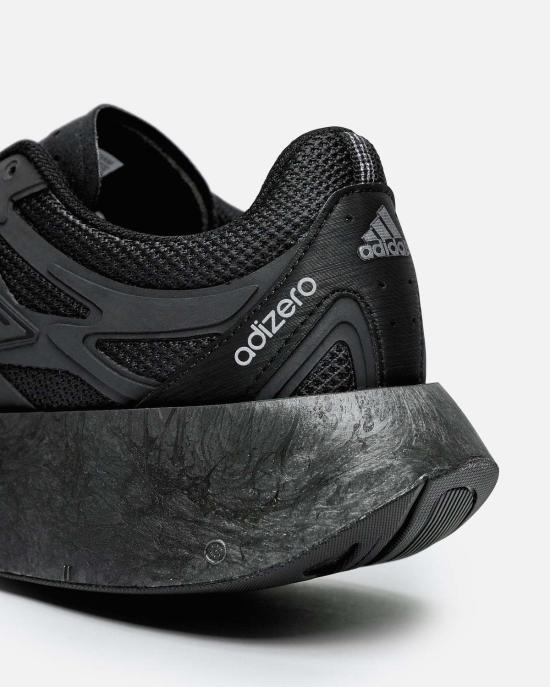  아디다스 스니커즈 아디제로 아루쿠  블랙 - ADIDAS