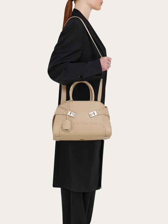 25FW 살바토레 페라가모 토트백 21A26578691 PIEDRA - SALVATORE FERRAGAMO