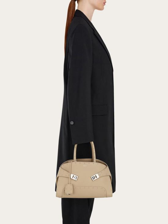 25FW 살바토레 페라가모 토트백 21A26578691 PIEDRA - SALVATORE FERRAGAMO