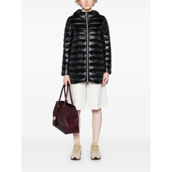 25FW 에르노 나일론 울트라라이트 리조트 A 셰이프 12017Z PI00133DR 9300 BLACK - HERNO