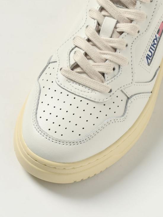 26SS 오트리 메달리스트 로우 스니커즈 AULW LL88 White - AUTRY