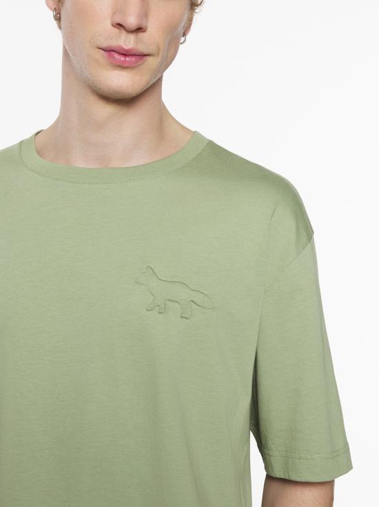  메종키츠네 엠보스드 프로파일 폭스 오버사이즈 티셔츠 OM00116KJ7016 0077 TURF GREEN - MAISON KITSUNE