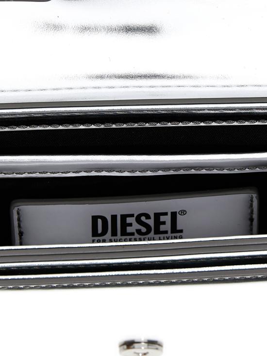 26FW 디젤 1DR 숄더백 인 미러드 레더 X08396PS202H0535 Silver - DIESEL