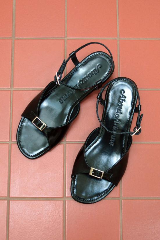  어바웃 아리안느 샌들 Arianne Reese  블랙에 대하여 - ABOUT ARIANNE