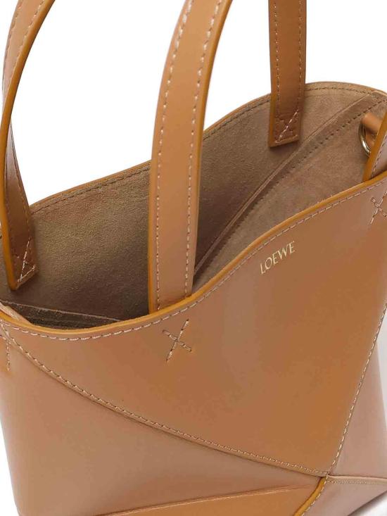 로에베 샤이니 카프스킨 미니 퍼즐 폴드 토트백  A657V25X012586 Camel - LOEWE