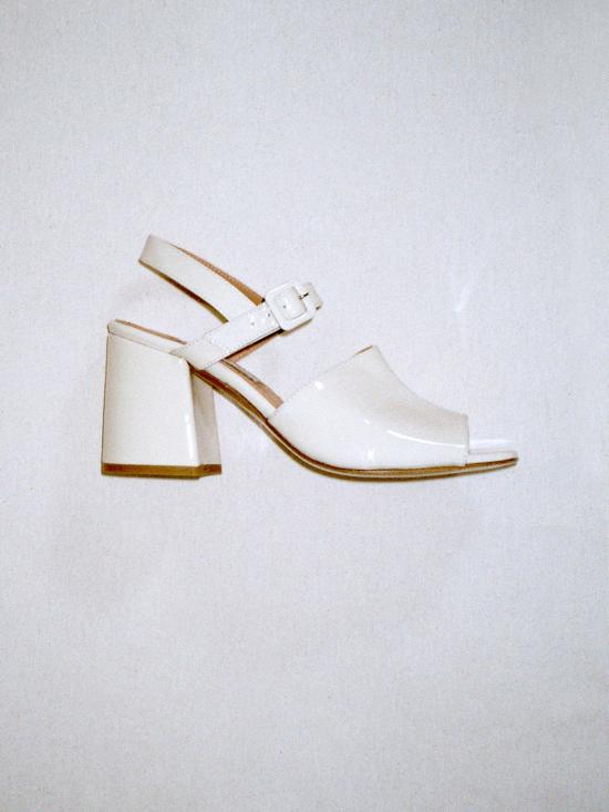  어바웃 아리안느 샌들 Arianne Rita Sandals Cream에 대하여 - ABOUT ARIANNE