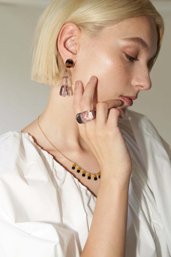  레이첼 코미 반지 프리즘 링