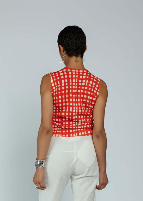  MJ 왓슨 블라우스 엠제이 왓슨 플레임 체크 슬리브리스 탑 플레임 체크 - MJ. WATSON