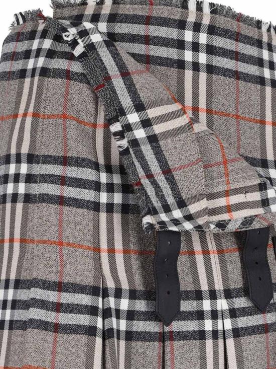 25FW 버버리 스커트 8110428C3142 BROWN - BURBERRY