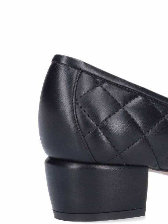 25FW 살바토레 페라가모 힐/펌프스 672114001 Black - SALVATORE FERRAGAMO