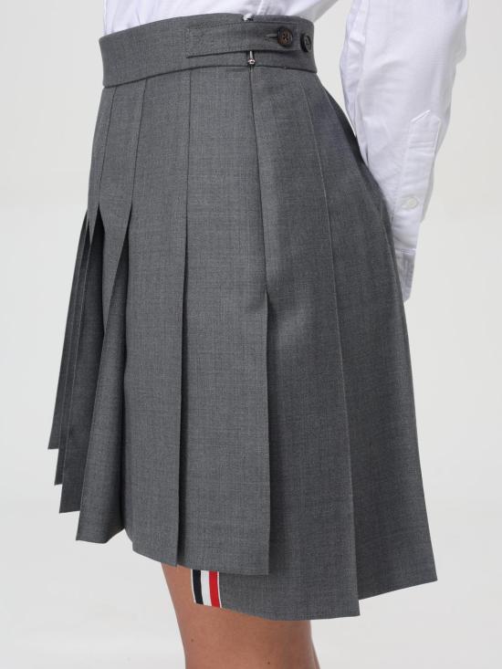 25FW 톰브라운 숏 스커트 FGC402V00626 035 Charcoal - THOM BROWNE