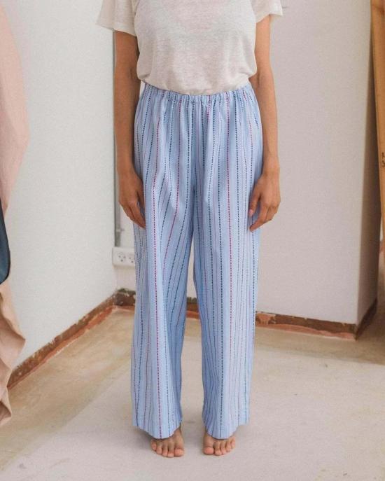  베이스레인지 스트레이트 팬츠 매트릭스 스트롭 올 팬츠 - BASERANGE