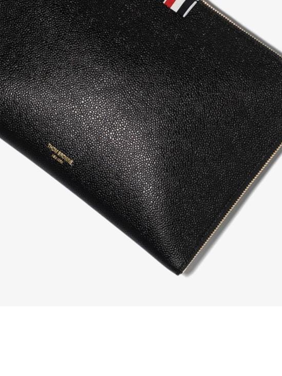 25FW 톰브라운 클러치/파우치 MAC083A 00198001 Black - THOM BROWNE