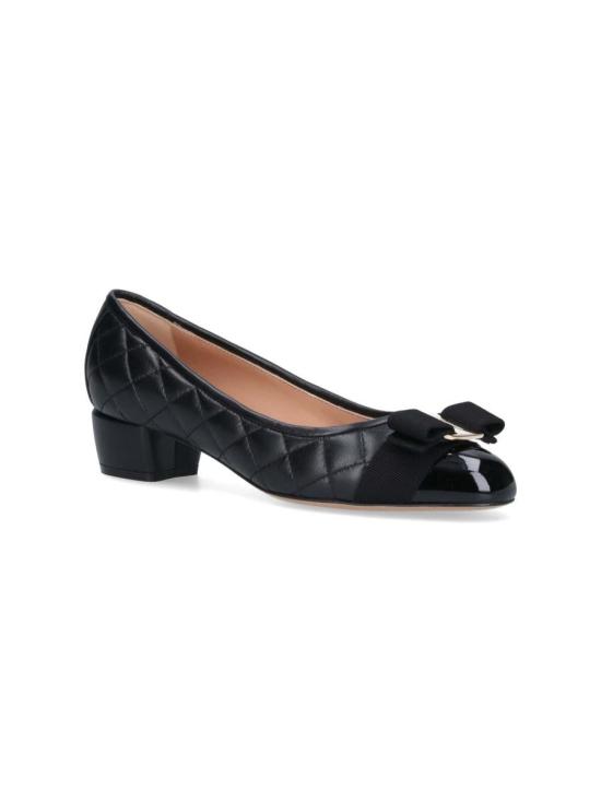 25FW 살바토레 페라가모 힐/펌프스 672114001 Black - SALVATORE FERRAGAMO