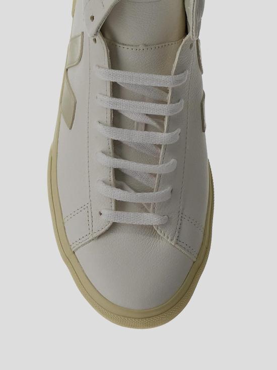  베자 스니커즈 TR0502918 White - VEJA