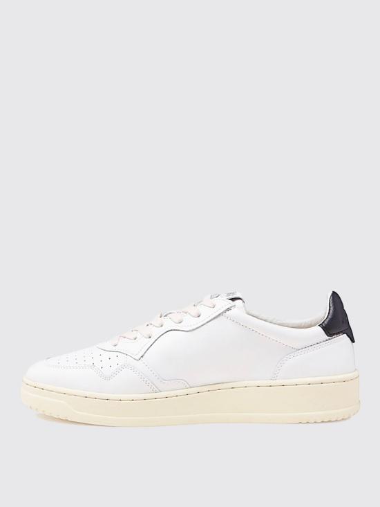 26SS 오트리 메달리스트 로우 스니커즈 AULM LL22 White - AUTRY