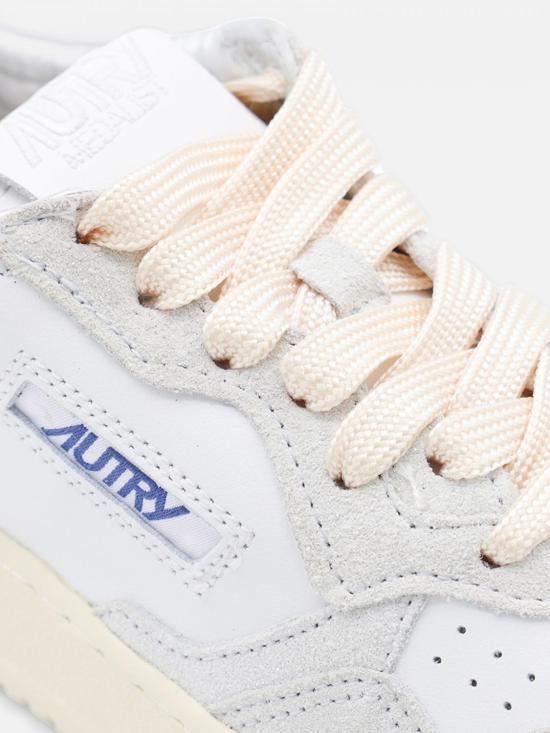 25FW 오트리 메달리스트 로우 스니커즈 AULW TA01 White - AUTRY
