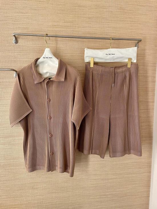  더 엔케이씨 스토어 반팔 셔츠 Nkc 스토어 플리츠 반팔 - The NKC Store