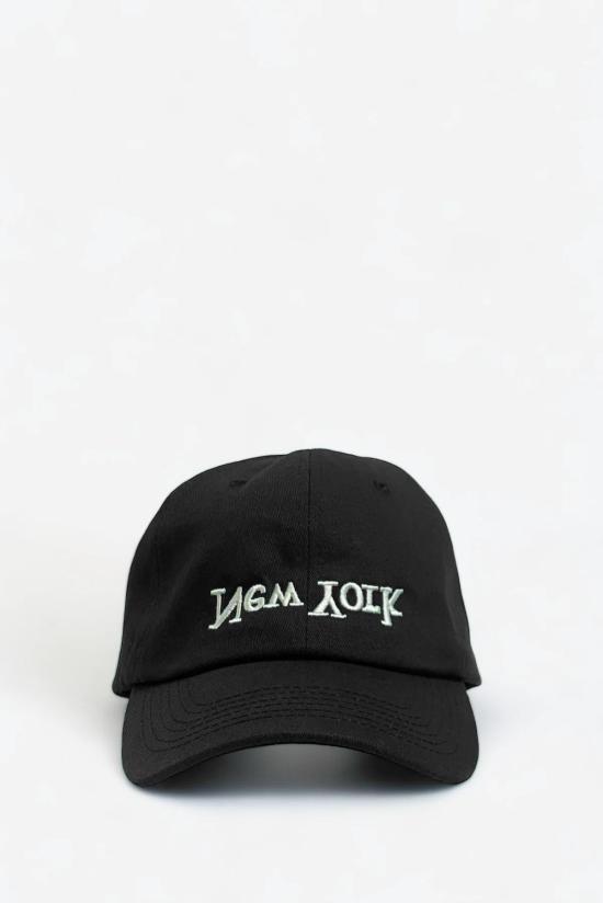  어셈블리 뉴욕 볼캡 자수  블랙/화이트