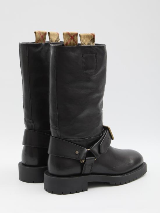 25FW 버버리 레더 소프트 새들 미들부츠 8111737 BLACK - BURBERRY