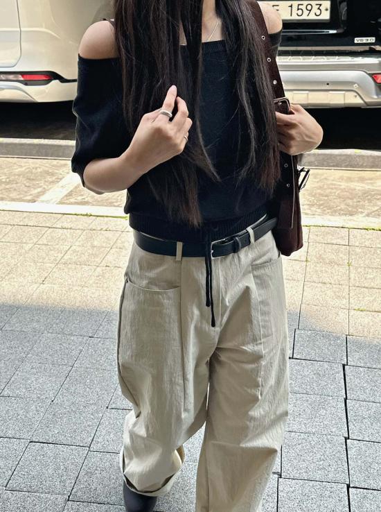  더 엔케이씨 스토어 블라우스 Nkc 스토어 맨디 탑 - The NKC Store