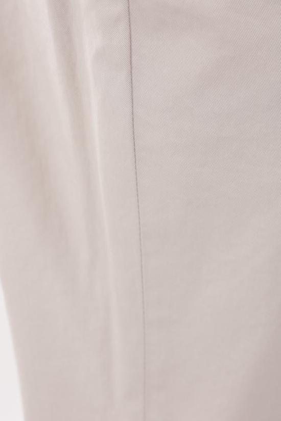 26SS 브루넬로 쿠치넬리 코튼 스트래치 미드 라이즈 슬림 핏 치노 M289LI1770C6008 DOM - BRUNELLO CUCINELLI