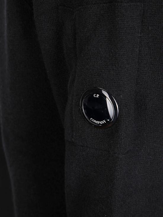 25FW 씨피 컴퍼니 램스울 크루넥 스웨터  19CMKN040A110149A 999 BLACK - C.P. COMPANY